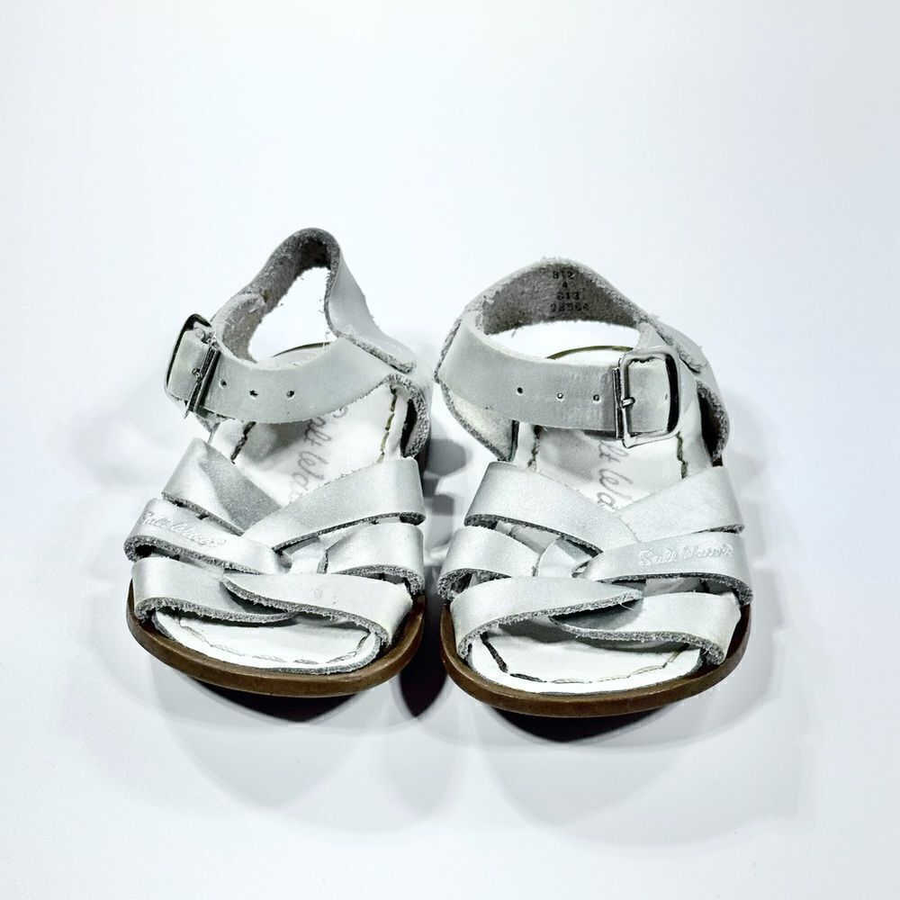 Salt water sandals by hoy silver metallic classic sandal 4